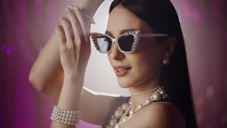 Russian Travelling Companions for Global Experiences