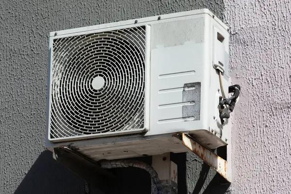How Air Conditioning Repair Services Improve Indoor Comfort and Performance