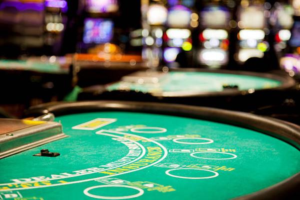 Looking Into the Features Available on an online casino Singapore