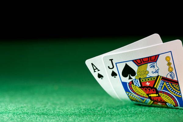 Exploring Interactive Gaming Features on an online casino Singapore